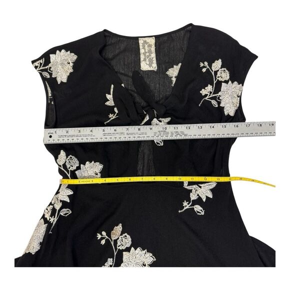 Floral Embroidered Mini Dress Black Tie Front Keyhole‎  V Neck Sleeveless - Picture 8 of 9